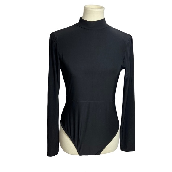 NASTY GAL Open Back Black Bodysuit - Picture 5 of 8